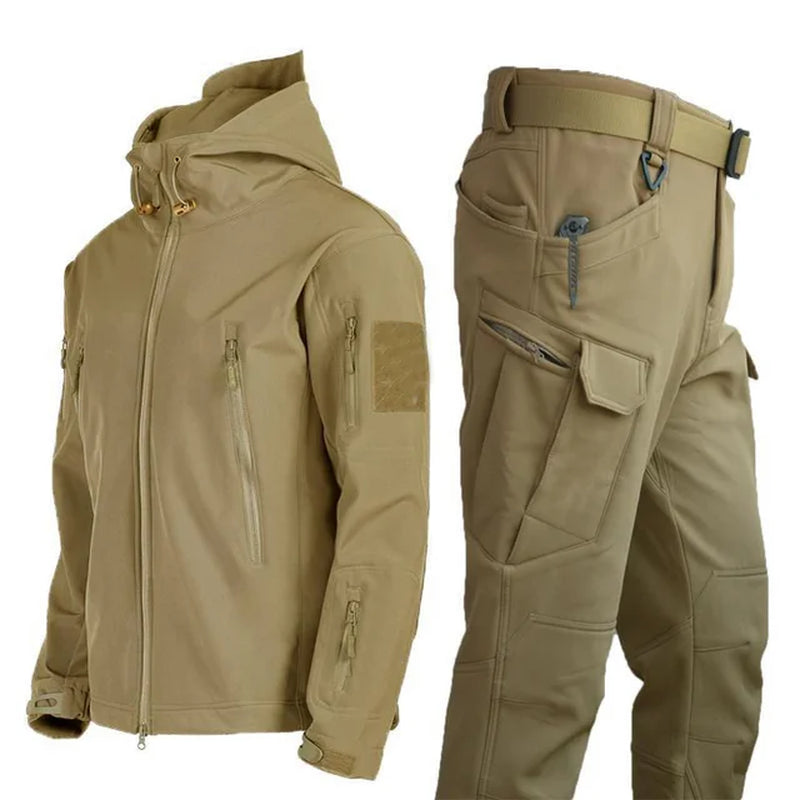 Winter Autumn Tactical Jacket Suit Men Army Softshell Tactical Waterproof Jackets Fishing Hiking Camping Climbing Fleece Jacket