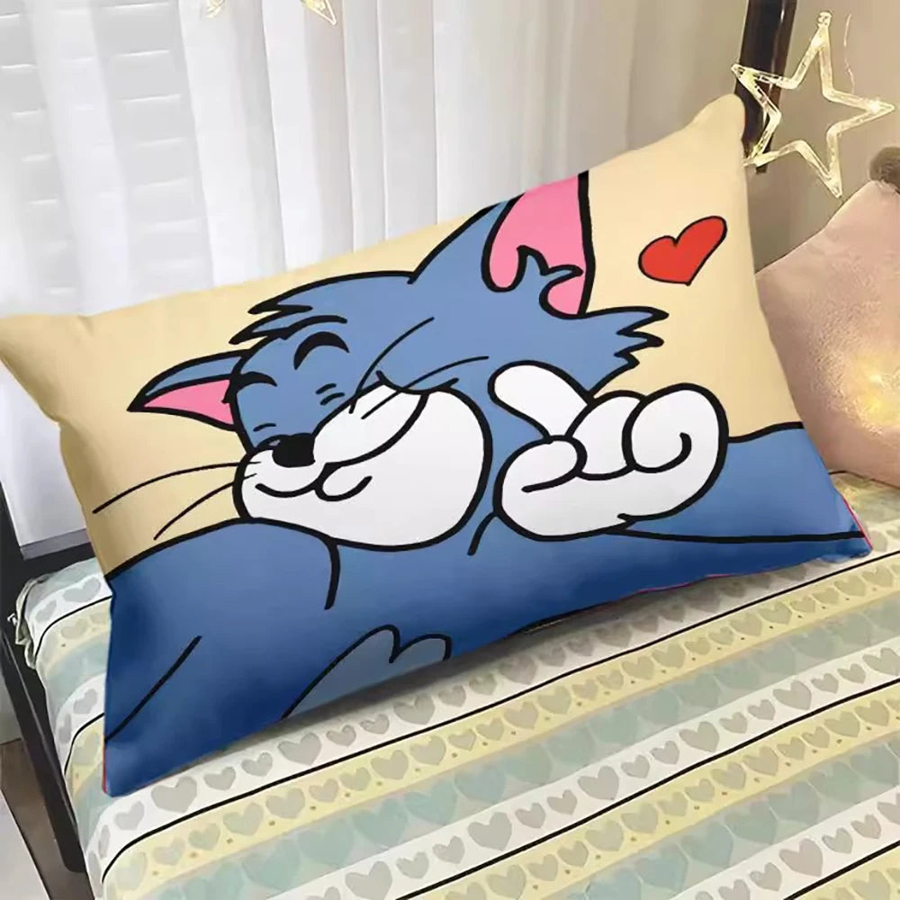 Tom and Jerry hug pillowcase surrounding cartoon Tom and Jerry long pillowcase sofa pillowcase children's holiday gift