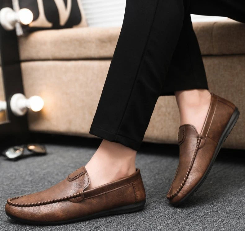 Round Toe Soft Flat Men's Leather Shoes High Quality Fashion Comfortable Designer 2025 Legitimate Luxury Sale Male Casual Shoe