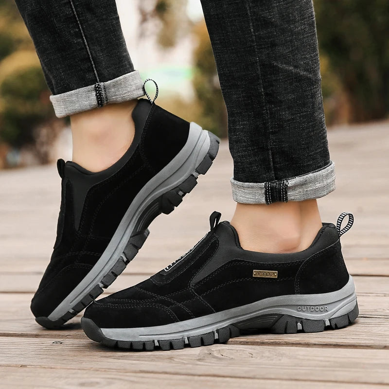 Outdoor Shoe Men Sneakers Autumn Slip On Casual Men Shoes Breathable Suede Leather Shoe Anti-skid Walking Shoe Hot Sale Footwear