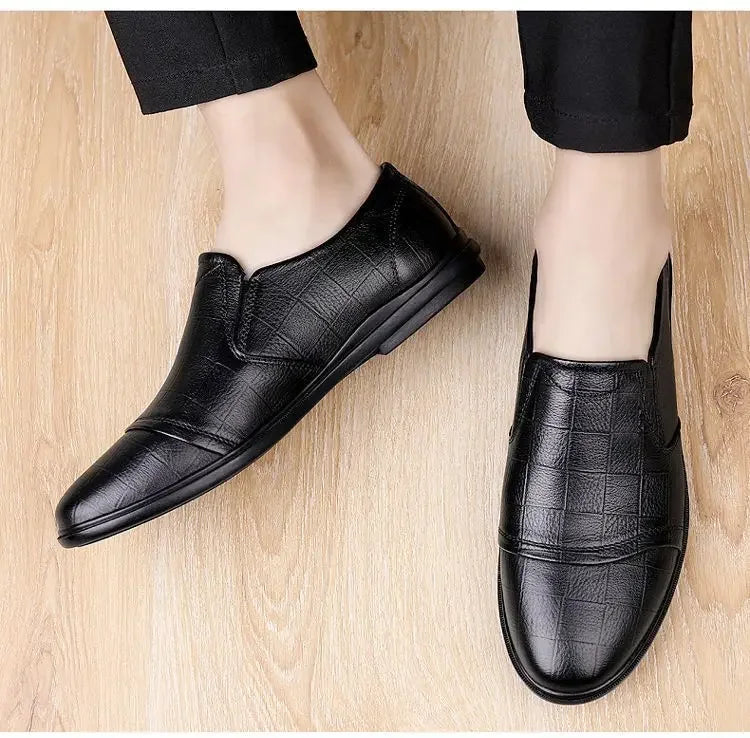 Social Shoe Male Spring Autumn Brown Men's Formal Shoes Round Toe Black Official Leather Casual Cowhide Footwear Clothing Office