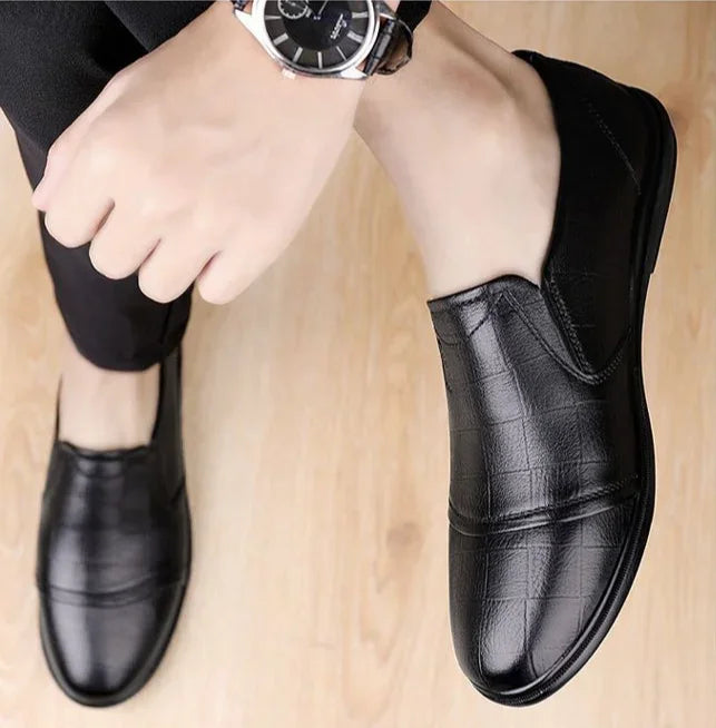 Social Shoe Male Spring Autumn Brown Men's Formal Shoes Round Toe Black Official Leather Casual Cowhide Footwear Clothing Office