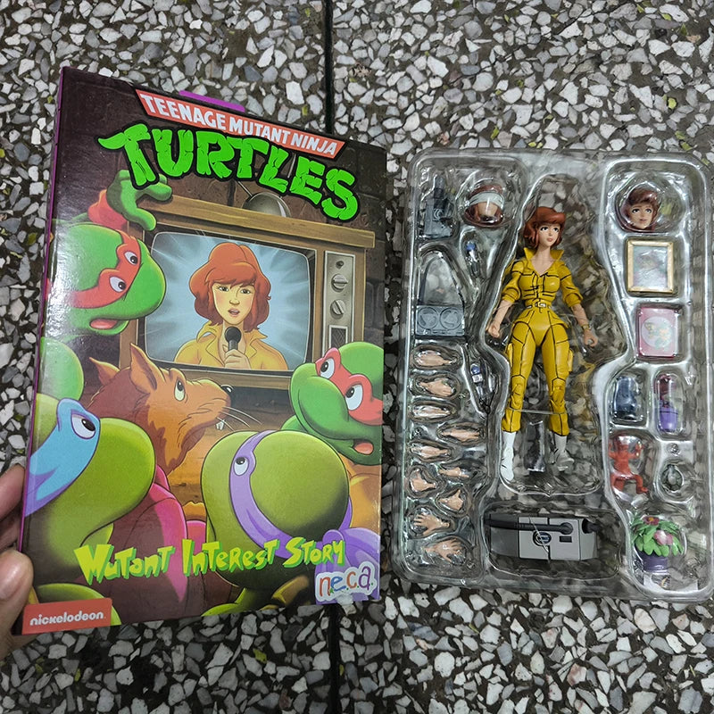 NECA Version 2.0 Yellow Clothes Female Reporter Action Figurine GK Statue Collection Model Toys Christmas Gift