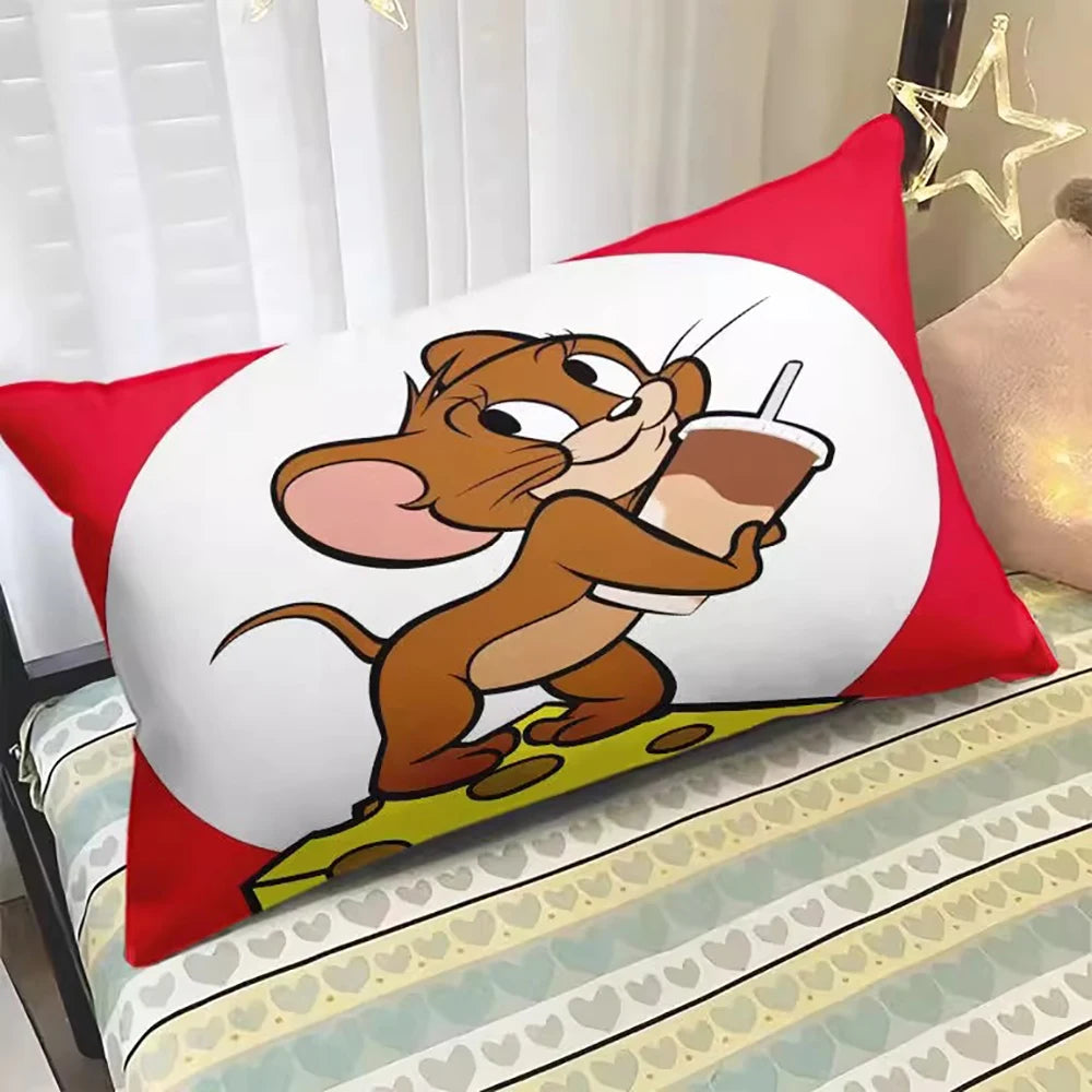 Tom and Jerry hug pillowcase surrounding cartoon Tom and Jerry long pillowcase sofa pillowcase children's holiday gift