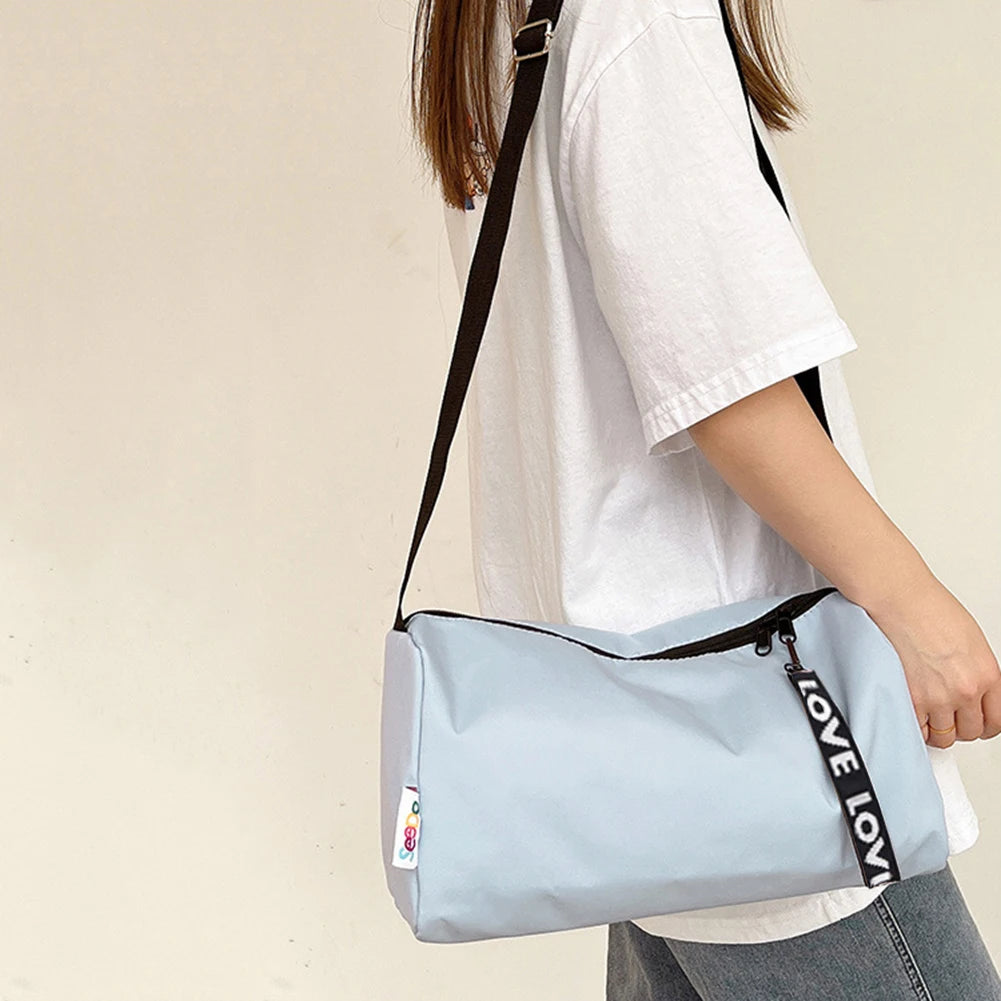 Women Gym Bag Waterproof Fitness Training Bag Outdoor Travel Duffle Bag Men Sports Swim Bags Ultralight Yoga Gym Sports Backpack