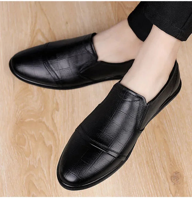 Social Shoe Male Spring Autumn Brown Men's Formal Shoes Round Toe Black Official Leather Casual Cowhide Footwear Clothing Office
