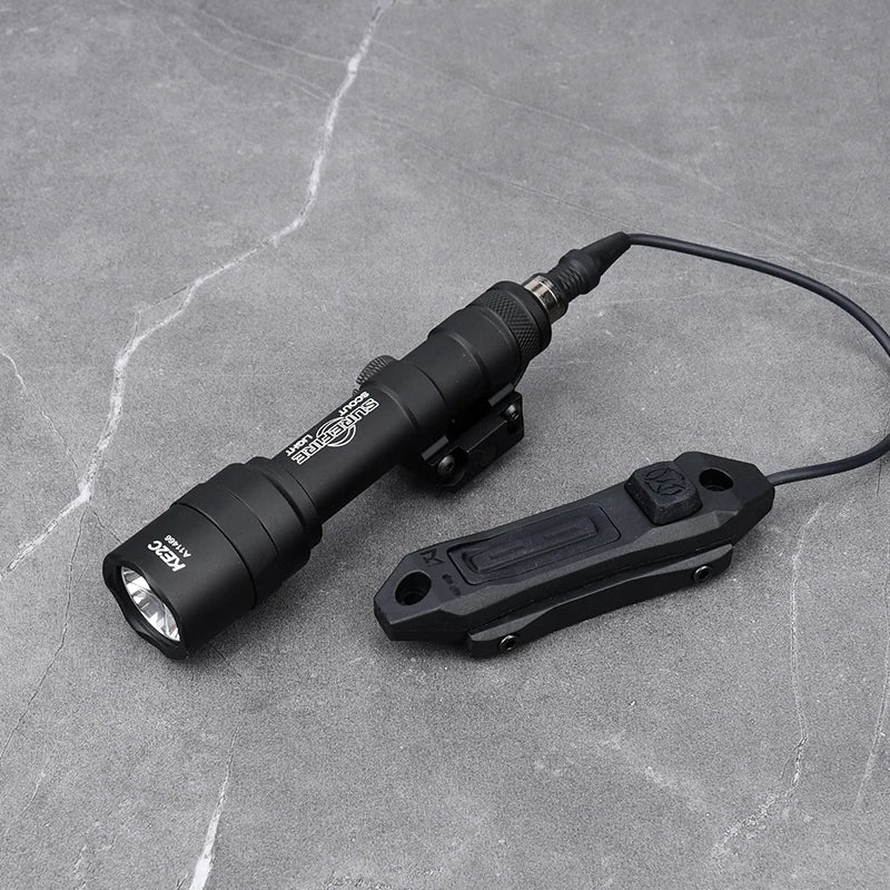 Tactical Surefir M600 M600B Flashlight Airsoft Rifle Flashlight Pistol Light Torch AR15 Hunting Weapon Gun light Pictinny Rail