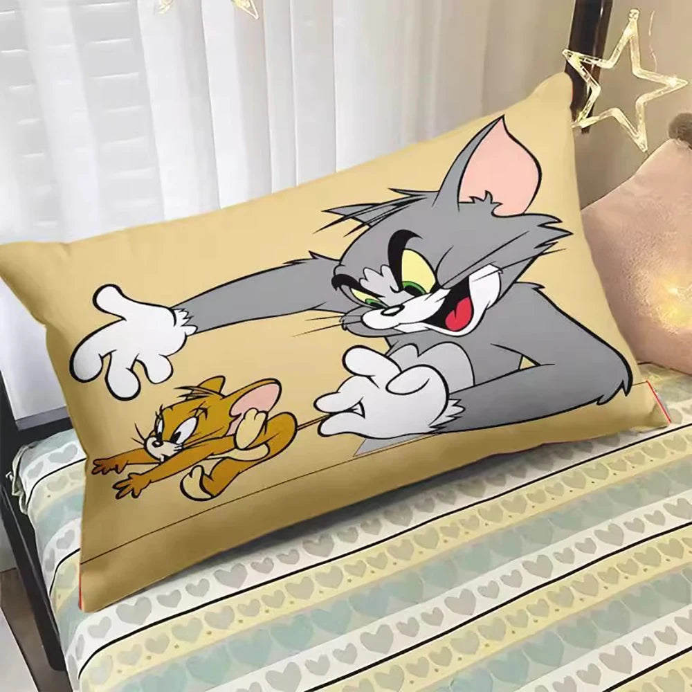 Tom and Jerry hug pillowcase surrounding cartoon Tom and Jerry long pillowcase sofa pillowcase children's holiday gift