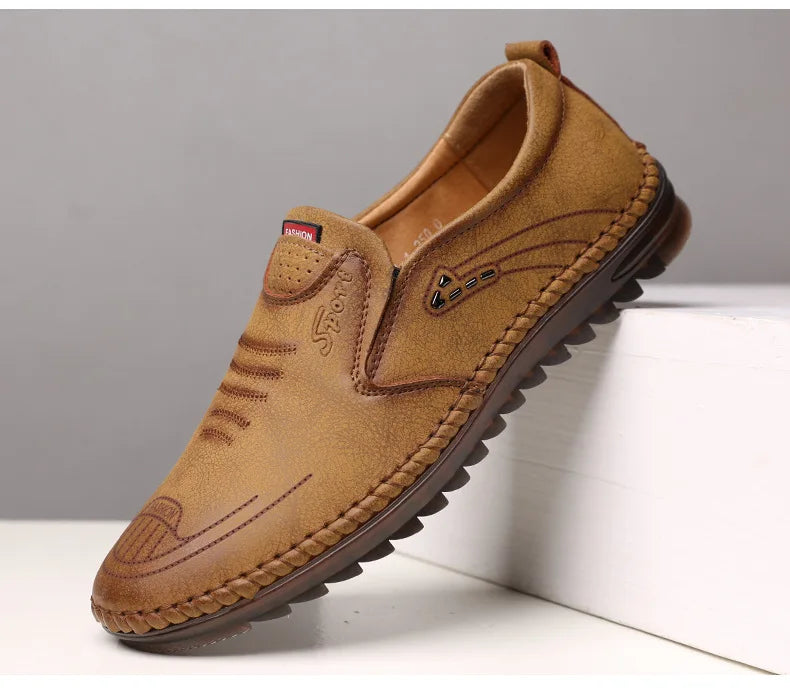 Handmade Leather Shoes Men Casual Sneakers Comfort Design Man Shoe Business Leather Loafers Men Shoes Moccasins Tooling Shoe