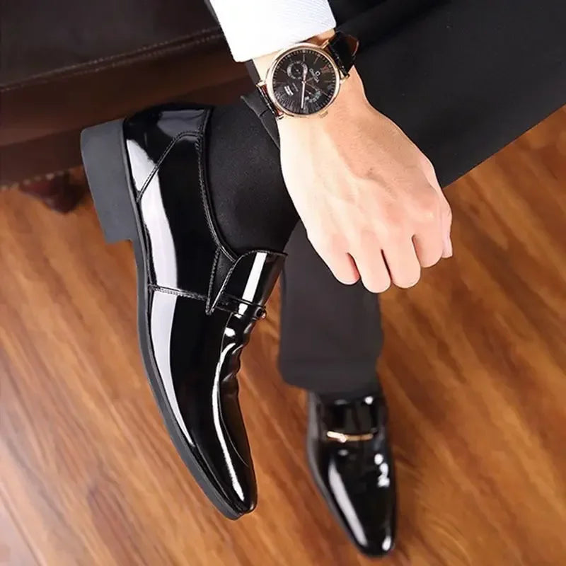 Social Shoe for Men Pointed Toe Office Patent Leather Bright Upper Dress Shoes Man Footwear Low Price Cheap Clearance Legitimate