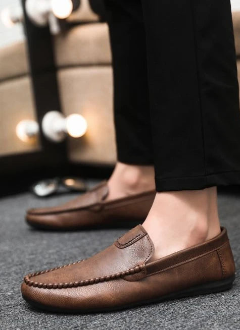 Round Toe Soft Flat Men's Leather Shoes High Quality Fashion Comfortable Designer 2025 Legitimate Luxury Sale Male Casual Shoe