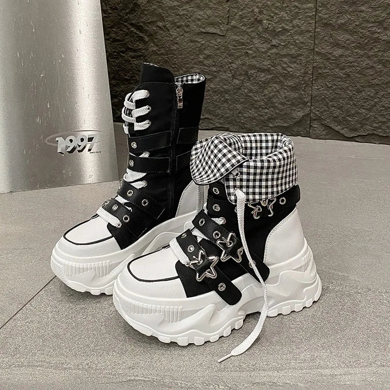 Women's Platform Boots New Round Head Belt Buckle Locomotive Boots European and American Thick-soled Boots for Women Botas Mujer