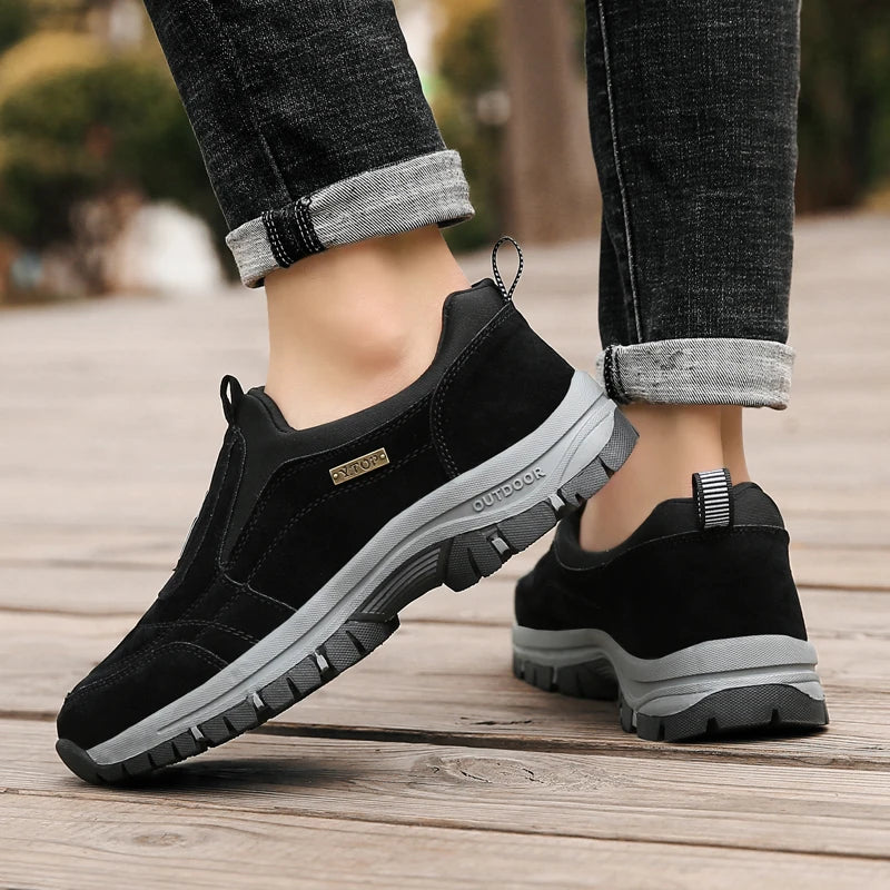 Outdoor Shoe Men Sneakers Autumn Slip On Casual Men Shoes Breathable Suede Leather Shoe Anti-skid Walking Shoe Hot Sale Footwear