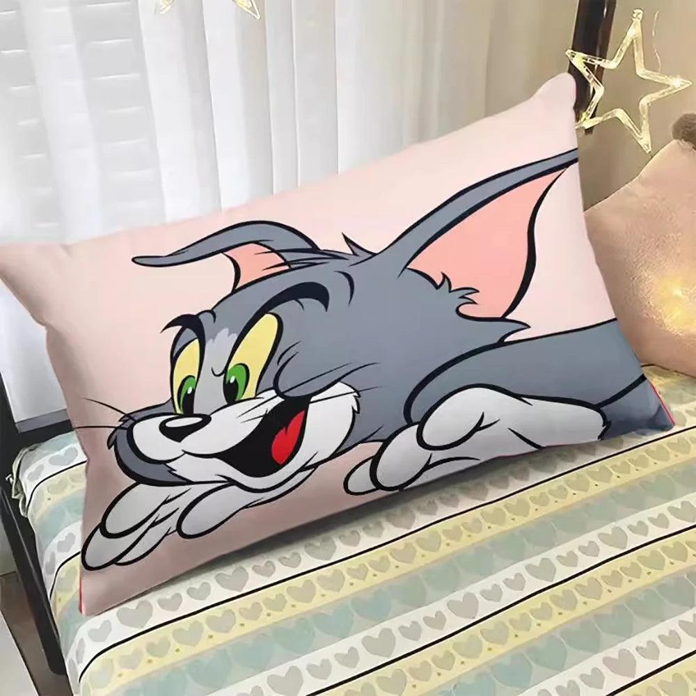 Tom and Jerry hug pillowcase surrounding cartoon Tom and Jerry long pillowcase sofa pillowcase children's holiday gift
