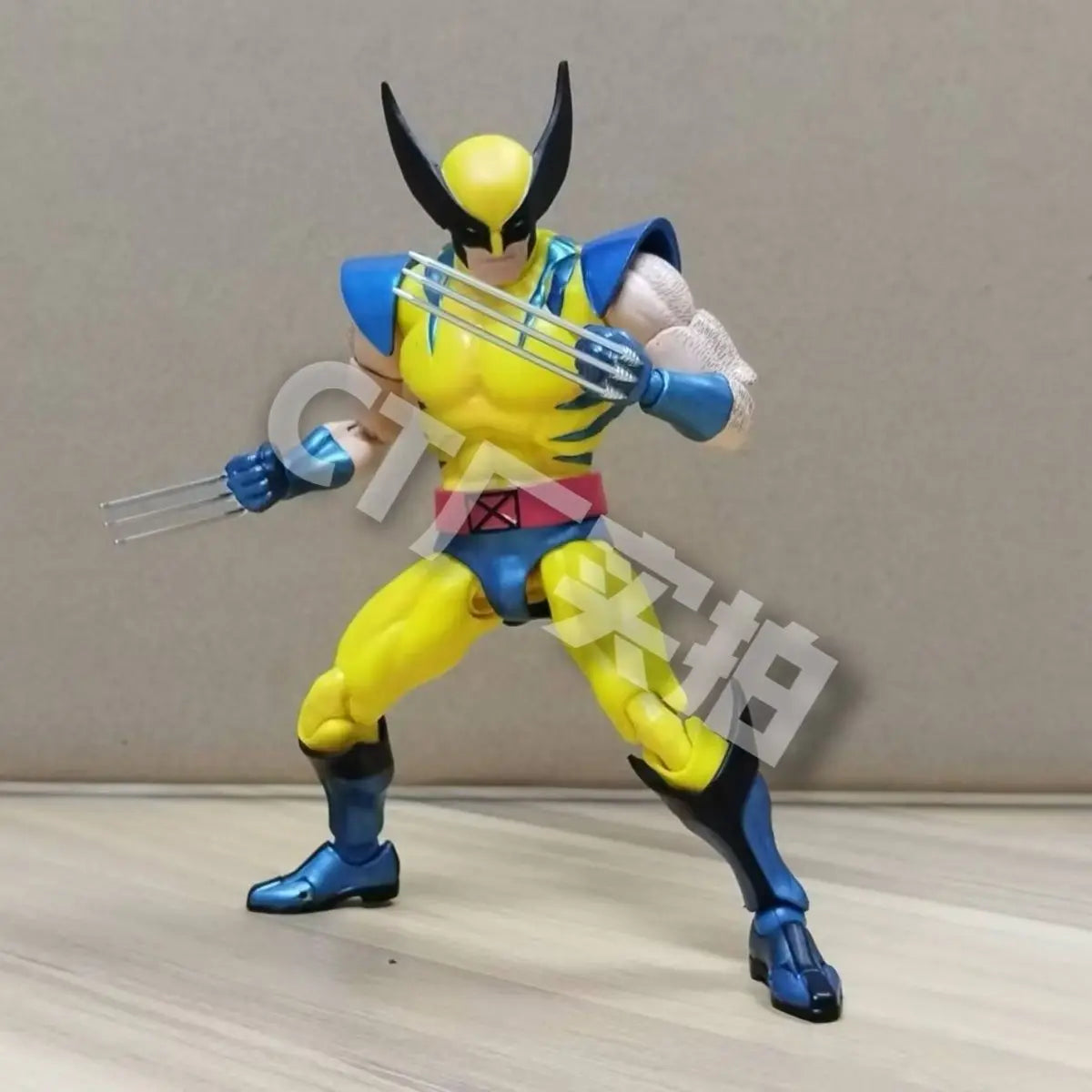 New CT Toys Mafex 96 Wolverine Figure Brown Comic X-Men Action Figure Mafex 138 Shf Anime Figurine Ko Model Toy Gifts