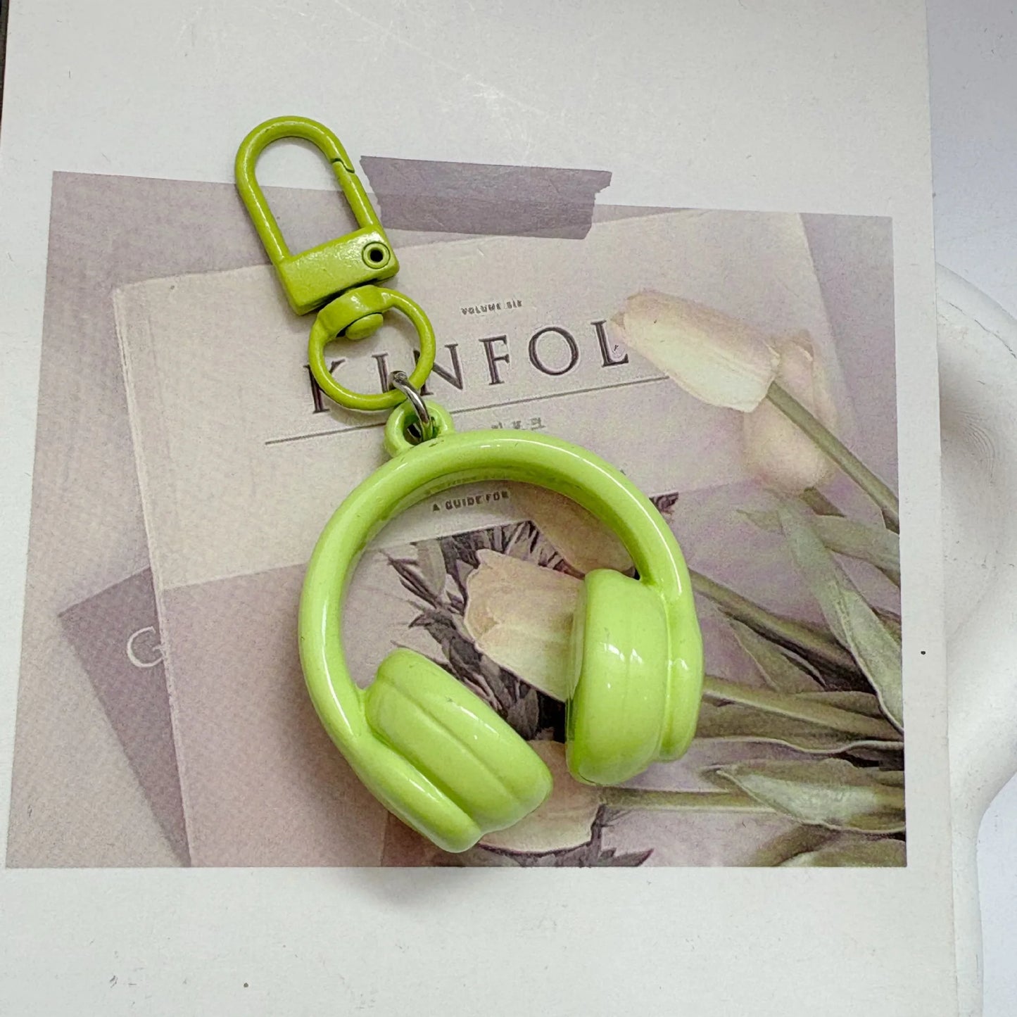 Cute Creative 3D Earphones Pendant Keychain Mobile Phone Chain Earphone Charm Backpack Hanging Decoration Accessories Gifts
