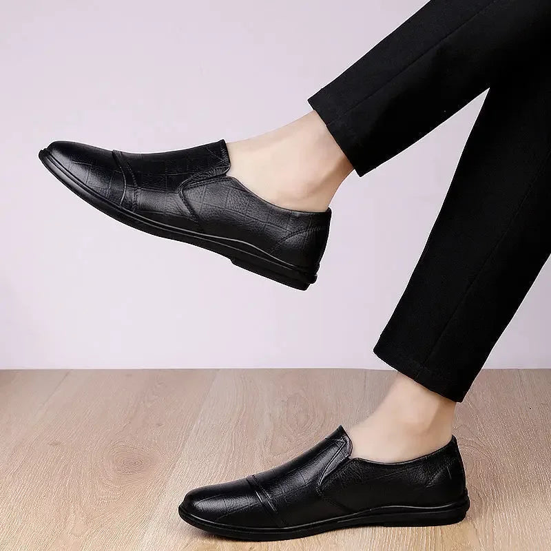 Social Shoe Male Spring Autumn Brown Men's Formal Shoes Round Toe Black Official Leather Casual Cowhide Footwear Clothing Office