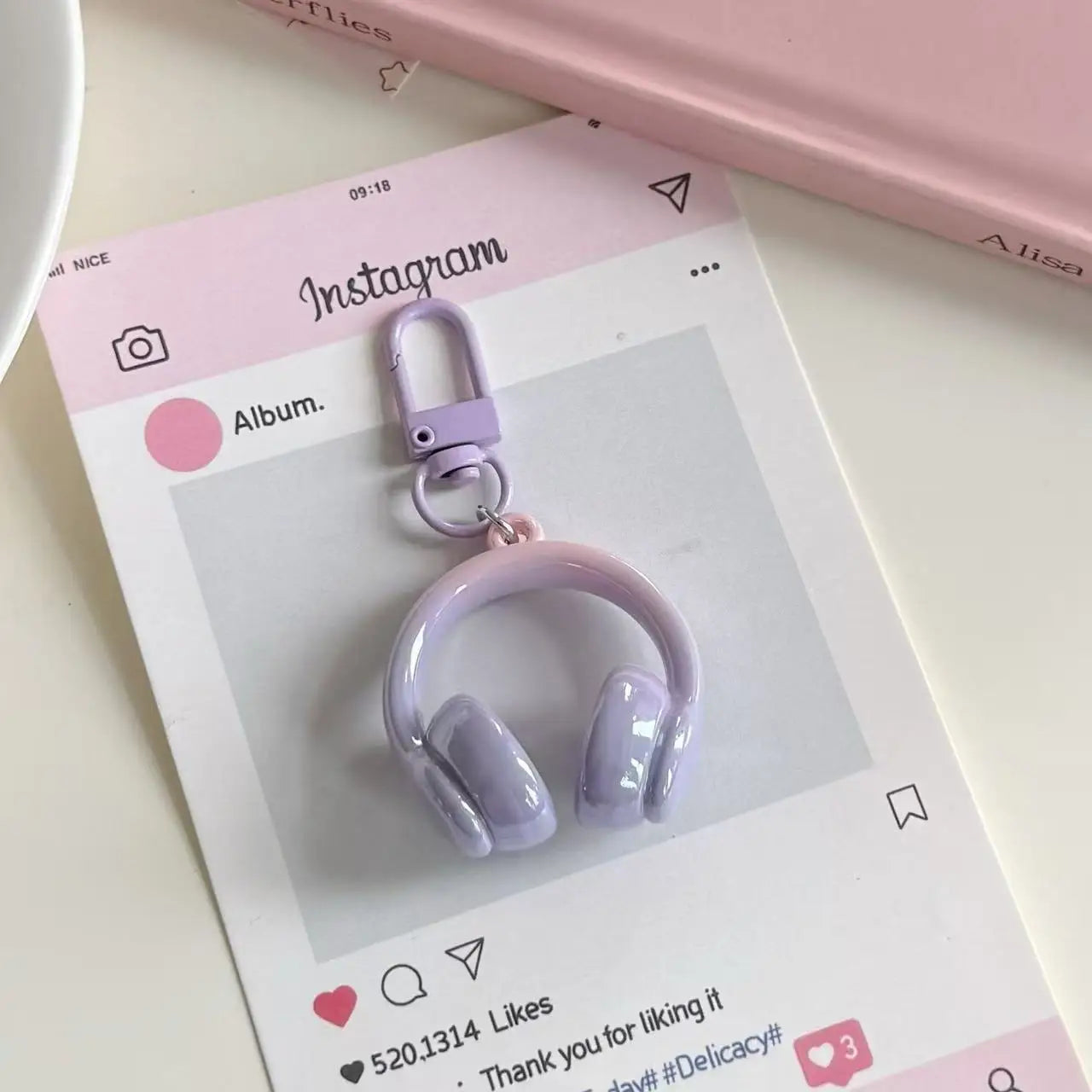 Cute Creative 3D Earphones Pendant Keychain Mobile Phone Chain Earphone Charm Backpack Hanging Decoration Accessories Gifts