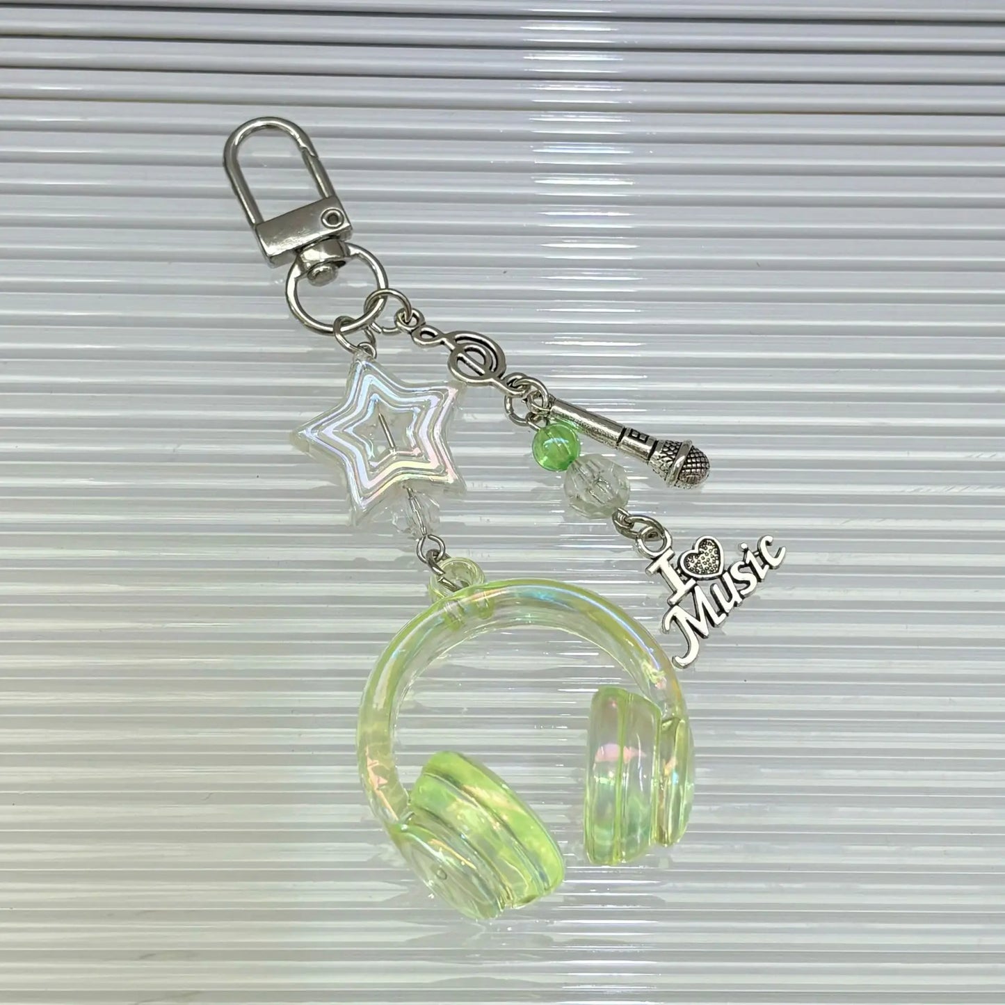Cute Creative 3D Earphones Pendant Keychain Mobile Phone Chain Earphone Charm Backpack Hanging Decoration Accessories Gifts